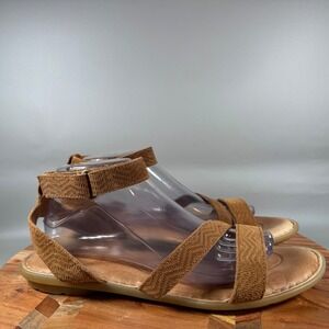 Born F20206 Womens Tan Suede Chevron Ankle Strap Flat Sandals Size 11M